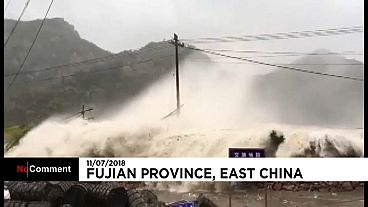 شاهد: اعصار ماريا يأتي على الأخضر واليابس في الصين