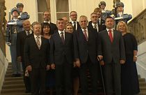 El Gobierno checo logra la investidura con apoyo de los comunistas