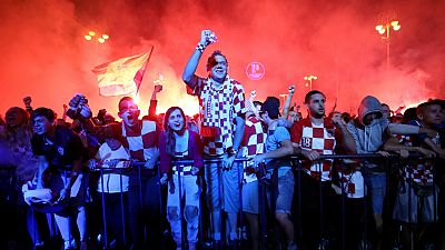 شادی هواداران کرواسی پس از راهیابی به فینال