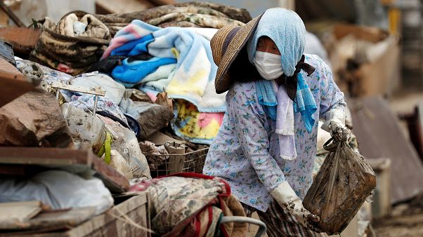 Japan: Inzwischen mindestens 200 Unwetter-Tote Japan: Inzwischen mindestens 200 Unwetter-Tote