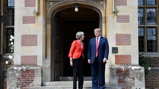 US-Präsident Trump düpiert May - Kritik an Brexit-Kurs