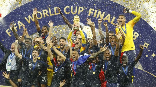 Francia campione del mondo, Croazia battuta 4 a 2 Francia campione del mondo, Croazia battuta 4 a 2