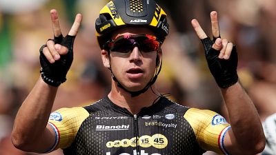 Tour de France: Dylan Groenewegen doubles up on stage eight