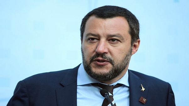 إيطاليا تنقذ مهاجرين وحكومتها تبحث عمّن يستضيفهم إيطاليا تنقذ مهاجرين وحكومتها تبحث عمّن يستضيفهم