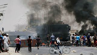 مقتل اثنين من المحتجين في اشتباكات مع قوات الأمن العراقية