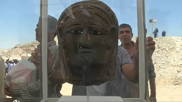 Egyedülálló maszk-leletre bukkantak Kairótól délre Egyedülálló maszk-leletre bukkantak Kairótól délre
