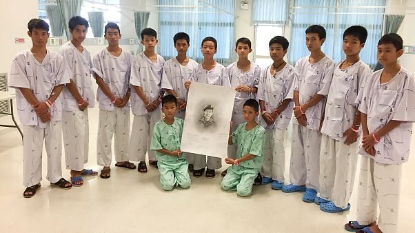Los niños de la cueva de Tailandia: "Gracias por salvarnos" Los niños de la cueva de Tailandia: "Gracias por salvarnos"
