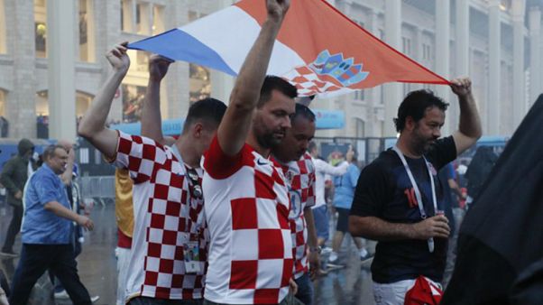 جيران كرواتيا بالبلقان انقسموا حول دعمهم للفريق في كأس العالم جيران كرواتيا بالبلقان انقسموا حول دعمهم للفريق في كأس العالم
