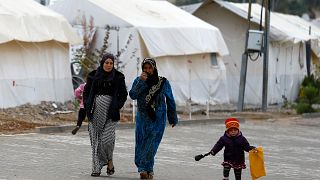 Turkey stops registering asylum seekers from Syria, says rights group
