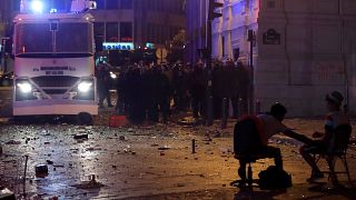 Violência mancha festejos em França