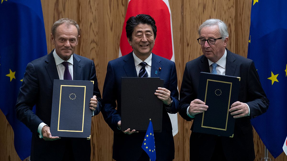 UE e Japão assinam acordo comercial "histórico"