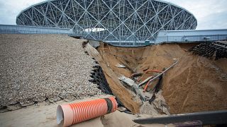 Schwer mitgenommen von einem Erdrutsch: Das Stadion in Wolgograd