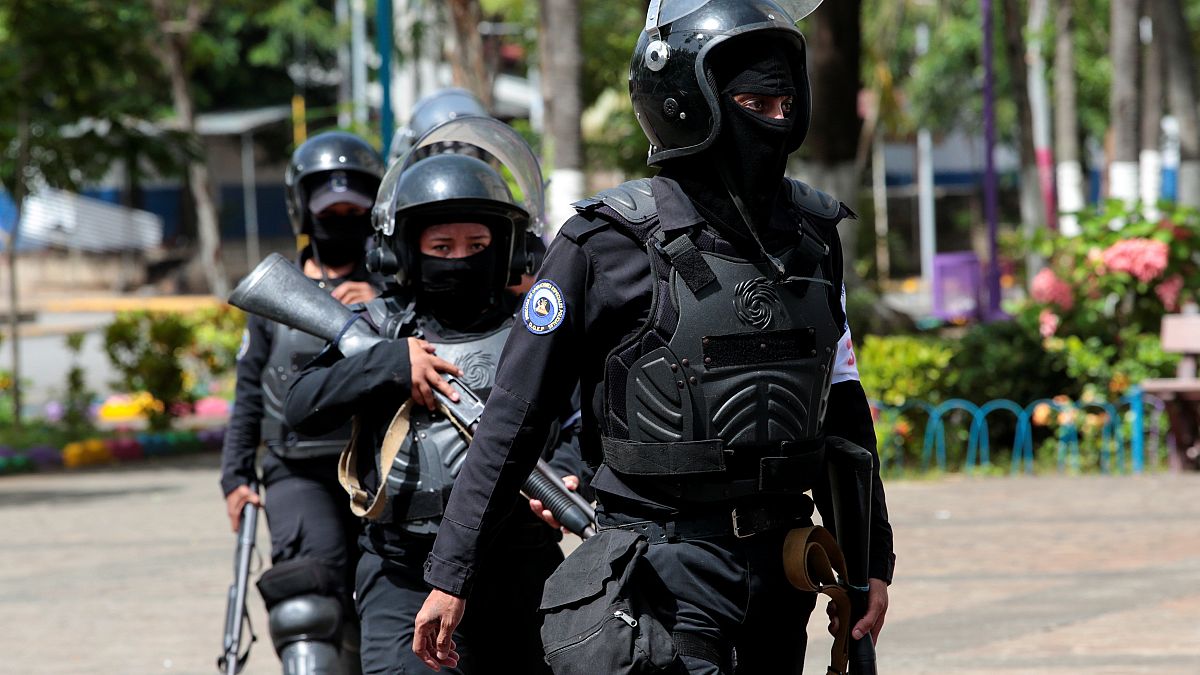 Des forces de l'ordre au Nicaragua