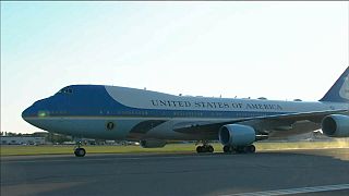 Trump ordina i nuovi Air Force One: saranno rosso, bianco e blu