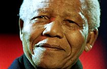 Özgürlüğün sembolü Mandela doğumunun 100. yılında anılıyor