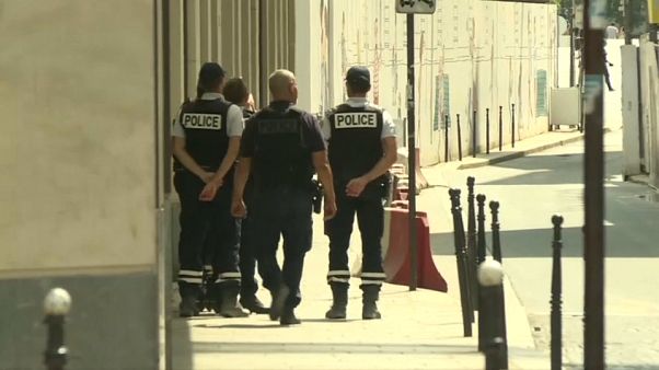 Un braqueur recherché à Paris Un braqueur recherché à Paris