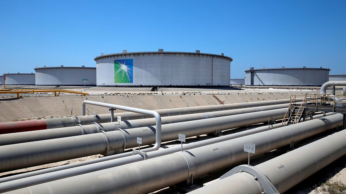 Riyad'daki Aramco petrol rafinerisi