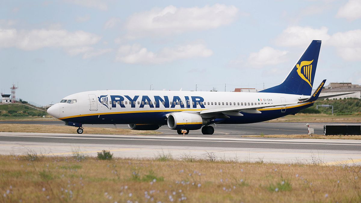 Un avion de la compagnie Ryanair dont 600 vols sont annulés pour grève