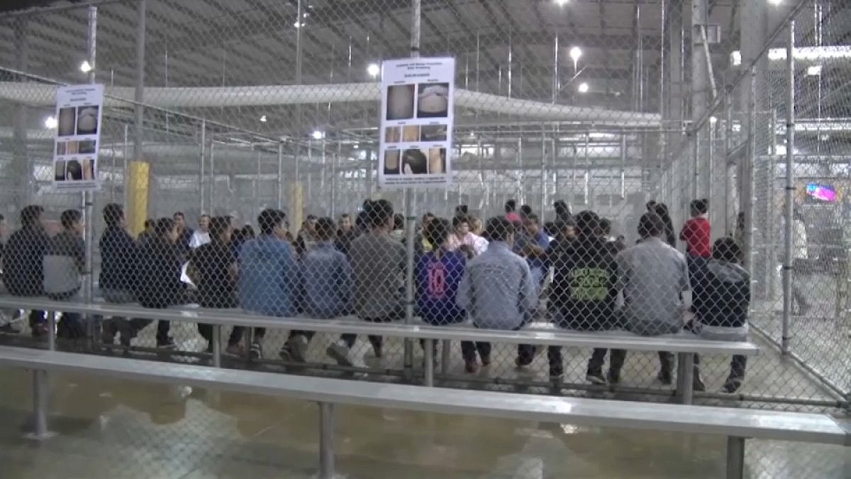 Wie im Gefängnis: Migrantenunterkünfte für Kinder