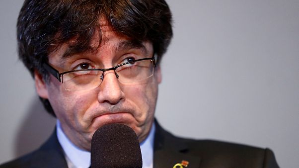 Espanha recusa julgar Puigdemont 'apenas' por peculato Espanha recusa julgar Puigdemont 'apenas' por peculato