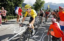 Tour de France: Geraint Thomas keeps the yellow jersey