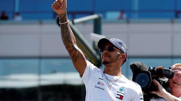 F1: Hamilton resta in Mercedes fino al 2020 F1: Hamilton resta in Mercedes fino al 2020