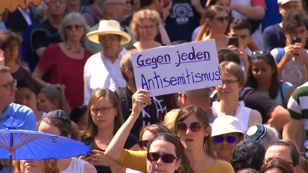 Bonn belvárosában tüntettek az antiszemitizmus ellen