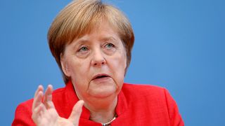 Merkel: ABD'nin süper gücüne güvenemeyiz
