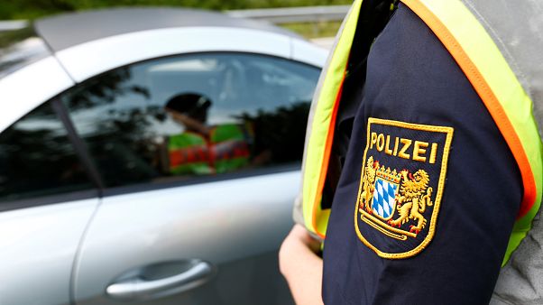 Επίθεση με μαχαίρι σε λεωφορείο στο Λούμπεκ Επίθεση με μαχαίρι σε λεωφορείο στο Λούμπεκ
