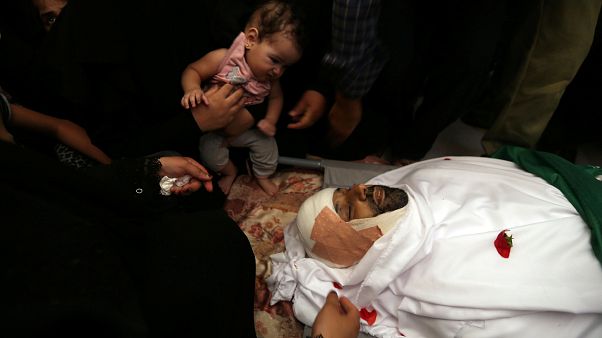 Israel e Hamas concordam num cessar-fogo Israel e Hamas concordam num cessar-fogo