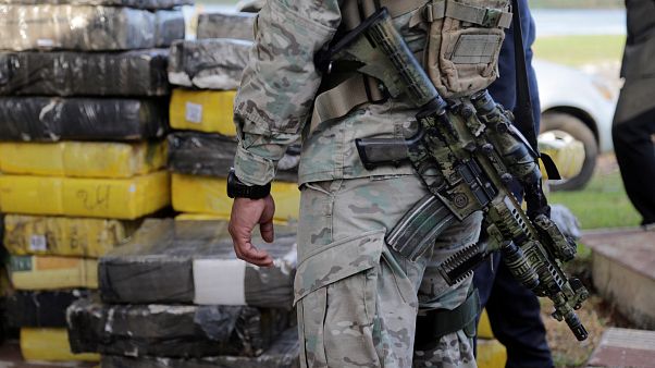 İngiltere'de teröristlere karşı çocuk ajan skandalı İngiltere'de teröristlere karşı çocuk ajan skandalı