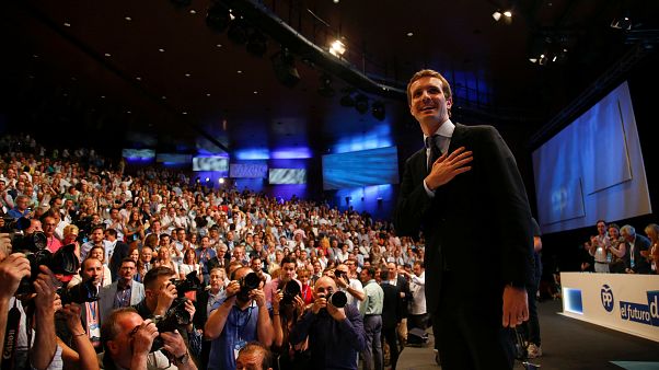 Ο νεός πρόεδρος του ισπανικού Λαϊκού Κόμματος αμέσως μετά την εκλογή του Ο νεός πρόεδρος του ισπανικού Λαϊκού Κόμματος αμέσως μετά την εκλογή του