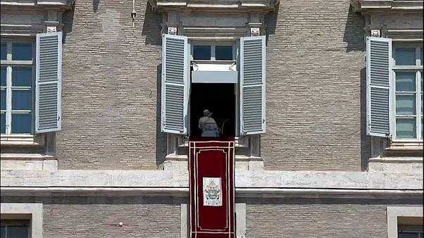 Papst Franziskus: Flüchtlingstragödien im Mittelmeer verhindern! Papst Franziskus: Flüchtlingstragödien im Mittelmeer verhindern!