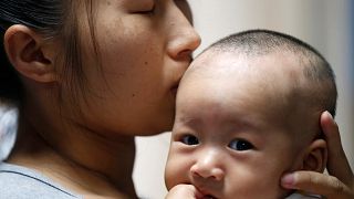 Равные права на суррогатное материнство