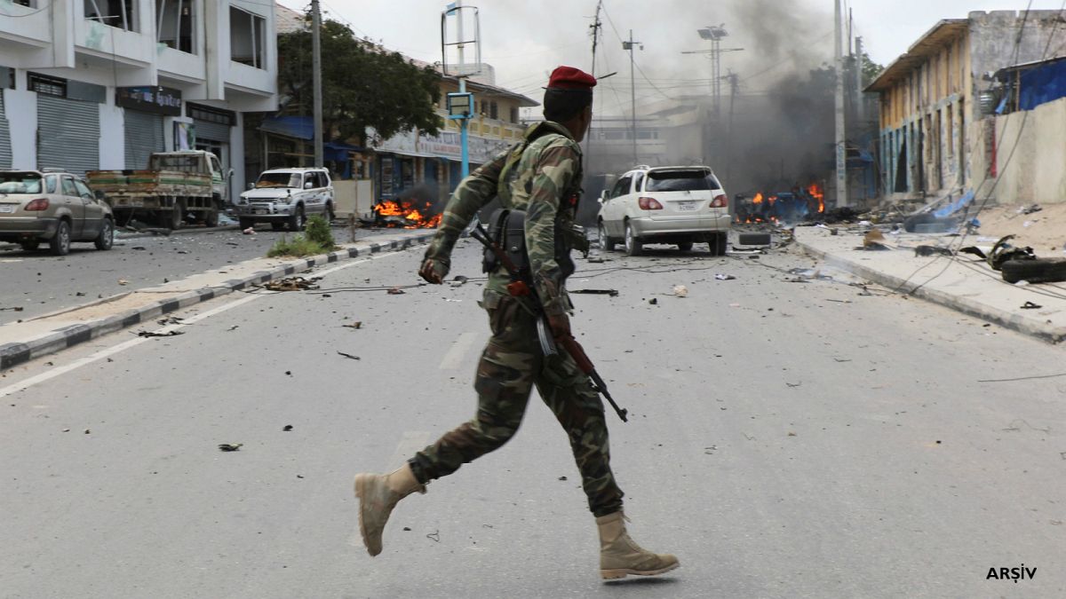 Somali'de El Şebab saldırısı: 27 ölü