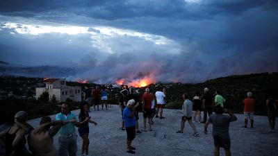 Al menos 50 muertos por los incendios en Grecia
