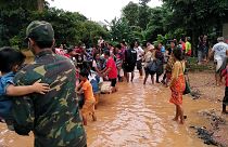 Centenas de vítimas em colapso de barragem no Laos
