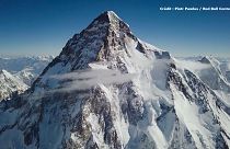 Vertiginoso primer descenso del K2 en ski