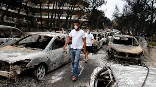 Grécia: 74 mortos nos incêndios de Ática