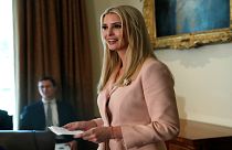 إيفانكا ترامب تتخلى عن خطٍ للأزياء لتعزيز نشاطها في البيت الأبيض