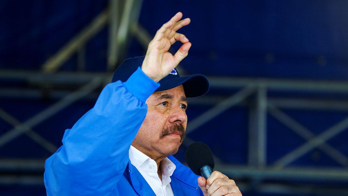 Nicaragua: la represión continúa mientras Ortega dice que está "abierto al diálogo" 