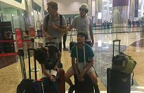 Une famille débarquée d'un avion en raison de leur fils épileptique
