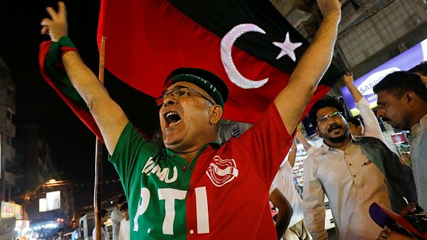 پیشتازی حزب تحریک انصاف به رهبری عمرانخان در انتخابات پاکستان پیشتازی حزب تحریک انصاف به رهبری عمرانخان در انتخابات پاکستان