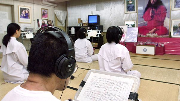 Seguidores de la secta Verdad Suprema. Japón, julio de 1999 Seguidores de la secta Verdad Suprema. Japón, julio de 1999