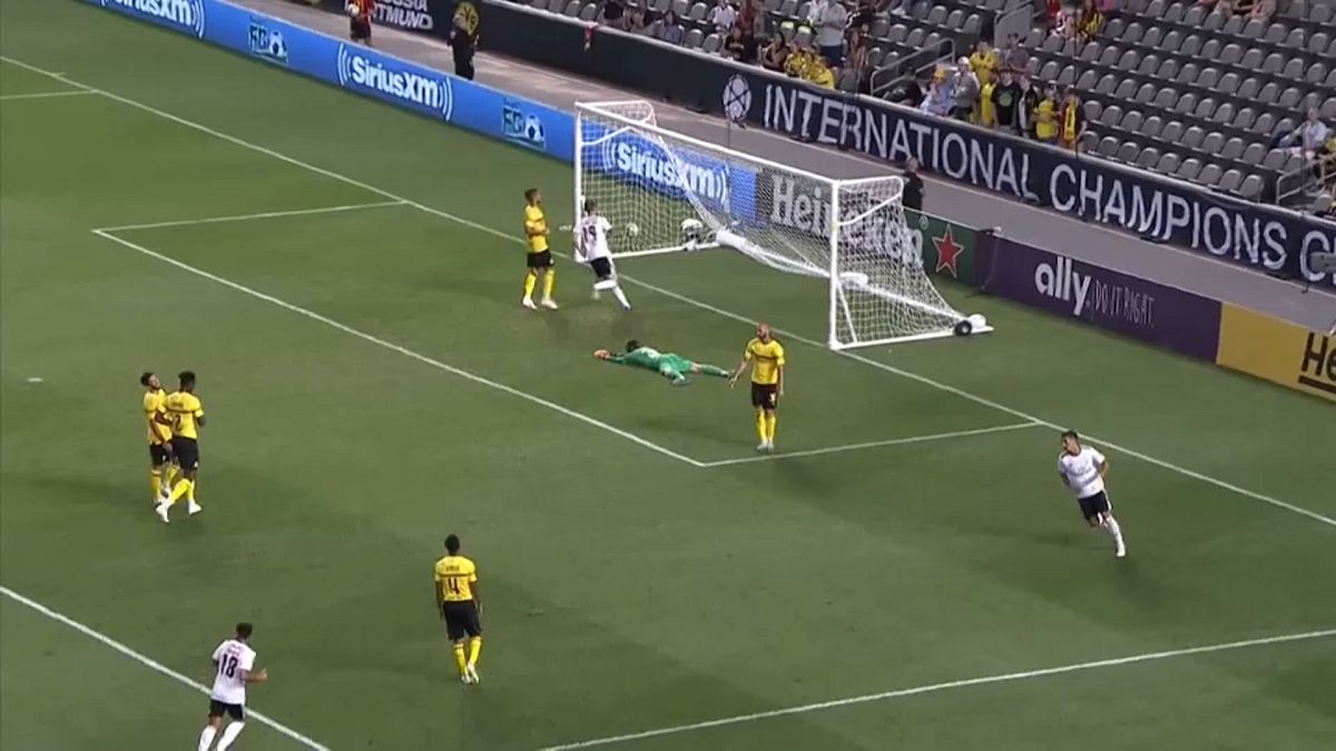 Borussia Dortmund verliert gegen Benfica Lissabon im Elfmeterschießen 