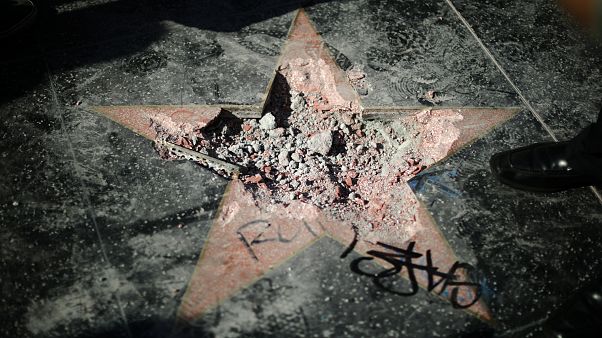 Der zerstörte Trump-Stern auf dem Hollywood Walk of Fame Der zerstörte Trump-Stern auf dem Hollywood Walk of Fame
