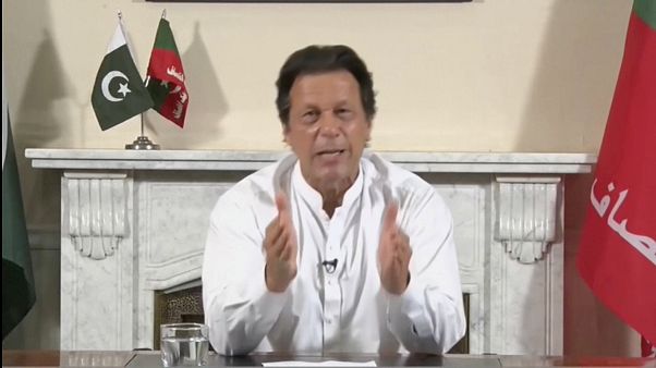 Pakistan's Imran Khan awaits final election result before building coalition Pakistan's Imran Khan awaits final election result before building coalition