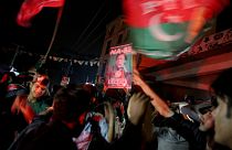 Πακιστάν: Νικητής ο Χαν, αμφισβητεί η αντιπολίτευση