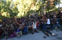 Hunderte Migranten stürmen gewaltsam in spanische Nordafrika-Exklave Ceuta