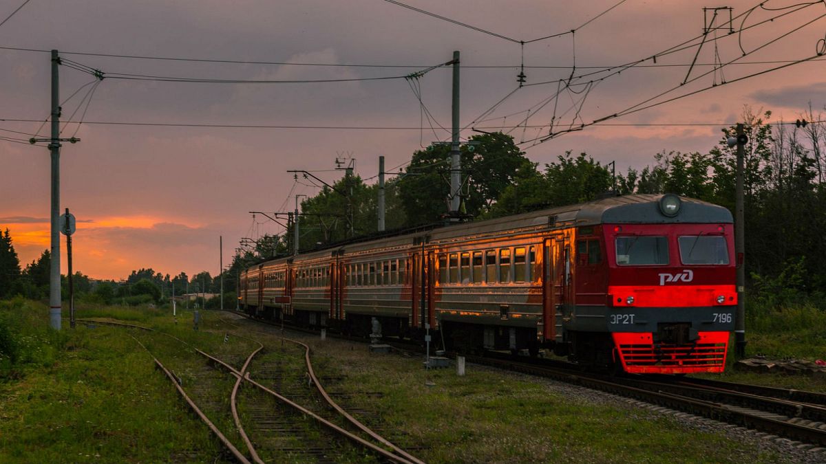 All change: Russia's odd train time custom finally hits the buffers